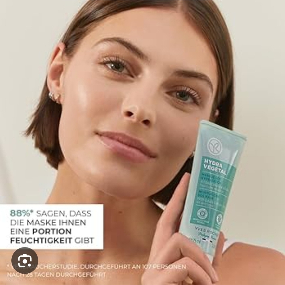 Yves Rocher Hydra Vegetal Moisturizer - Aqua Blue